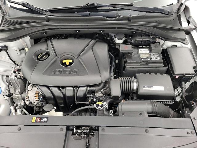 Photo of 2020 Silver Hyundai ELANTRA