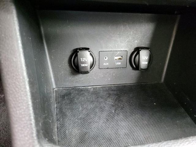 Photo of 2020 Silver Hyundai ELANTRA