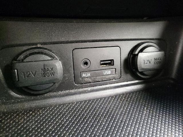 Photo of 2015 Black Kia Sorento