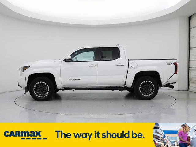 Photo of 2024 White Toyota Tacoma