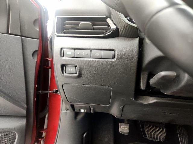 Photo of 2022 Red Nissan Sentra