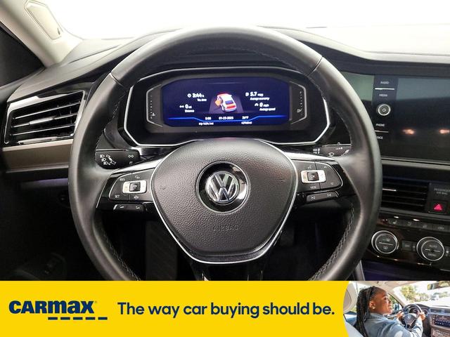 Photo of 2019 Black Volkswagen Jetta