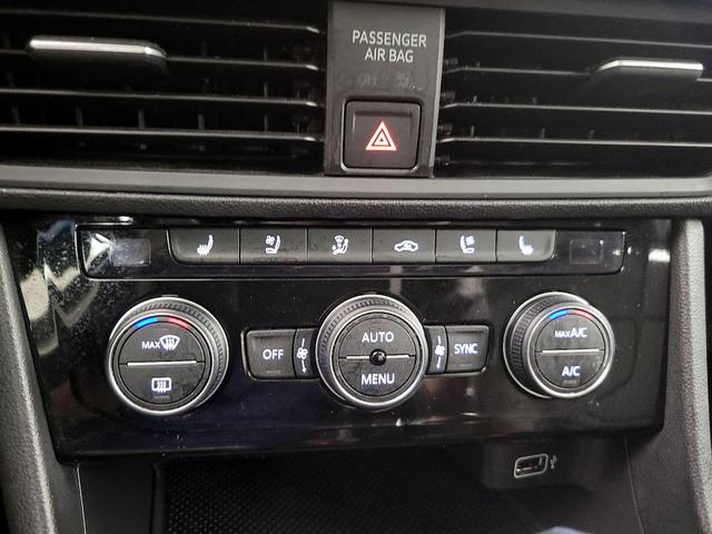 Photo of 2019 Black Volkswagen Jetta