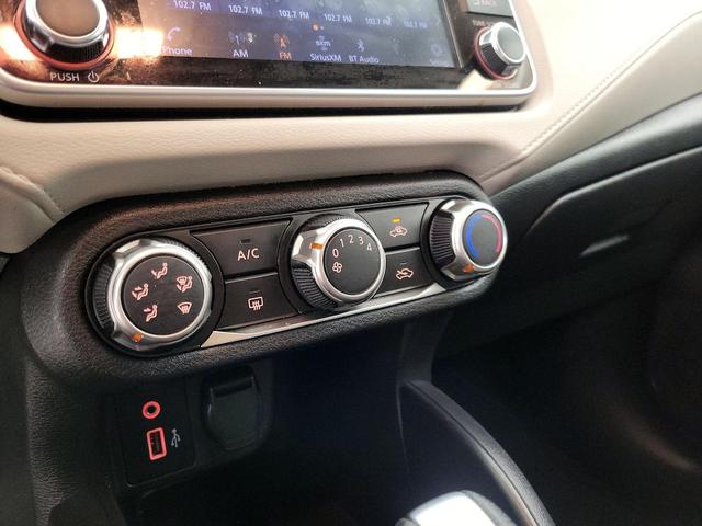 Photo of 2021 Gray Nissan Versa
