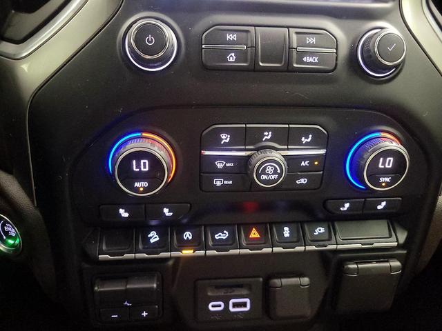 Photo of 2021 Black Chevrolet Silverado 1500