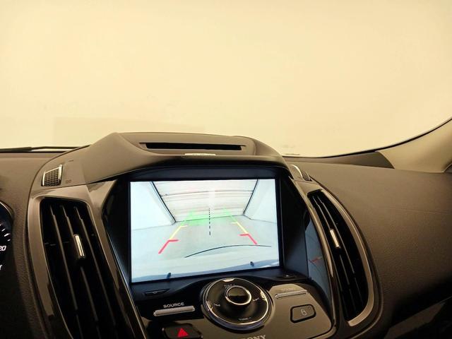 Photo of 2015 White Ford Escape