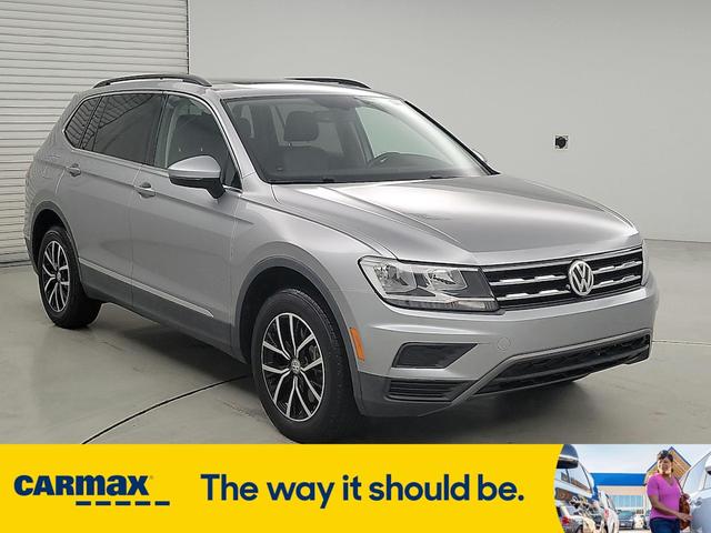 Photo of 2021 Gray Volkswagen Tiguan