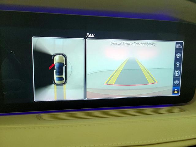 Photo of 2019 Gold Mercedes-Benz S-Class