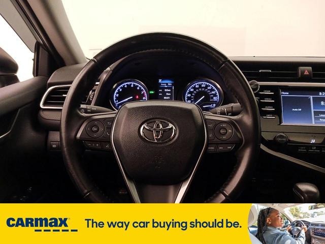 Photo of 2018 White Toyota Camry