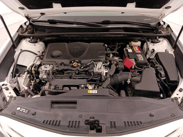 Photo of 2018 White Toyota Camry