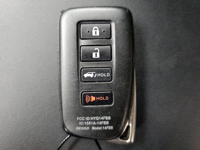 Photo of 2020 Silver Lexus RX 350