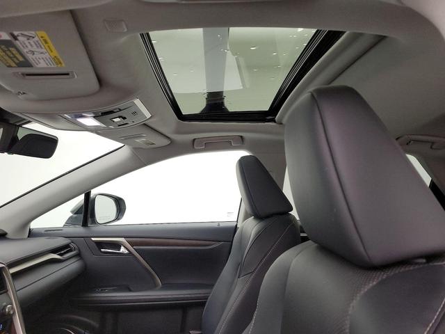 Photo of 2020 Silver Lexus RX 350
