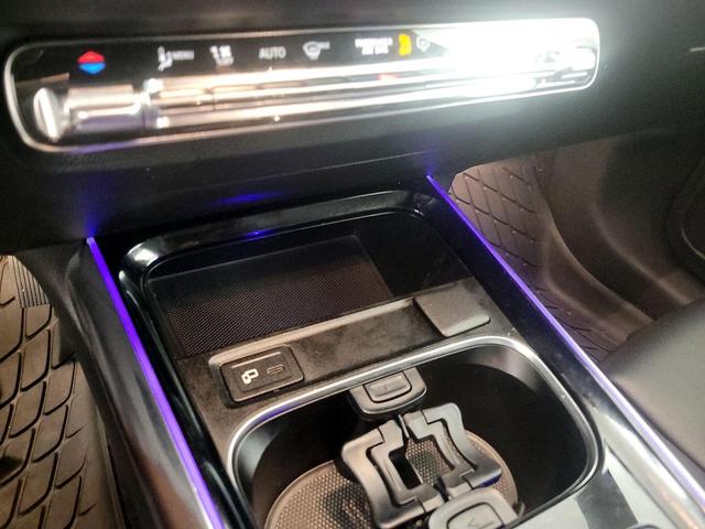 Photo of 2021 Red Mercedes-Benz GLA 250