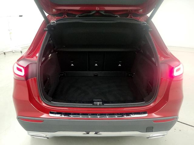 Photo of 2021 Red Mercedes-Benz GLA 250