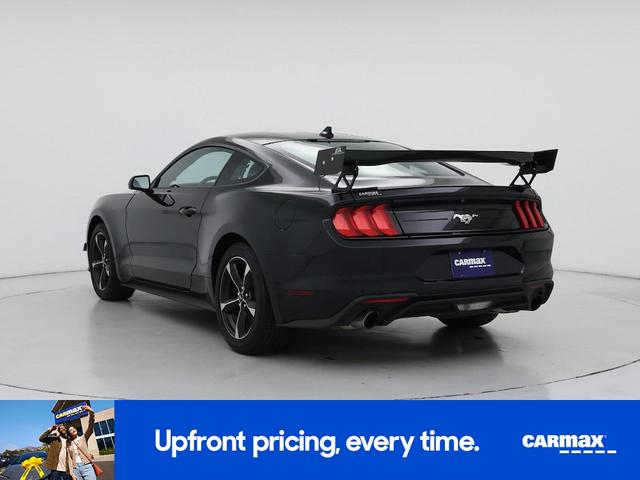 Photo of 2022 Black Ford Mustang