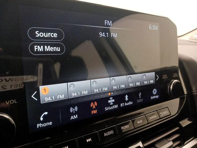 Photo of 2024 Gray Nissan Pathfinder