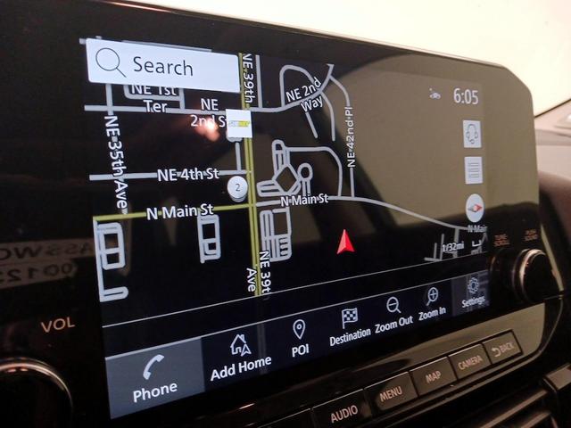 Photo of 2024 Gray Nissan Pathfinder