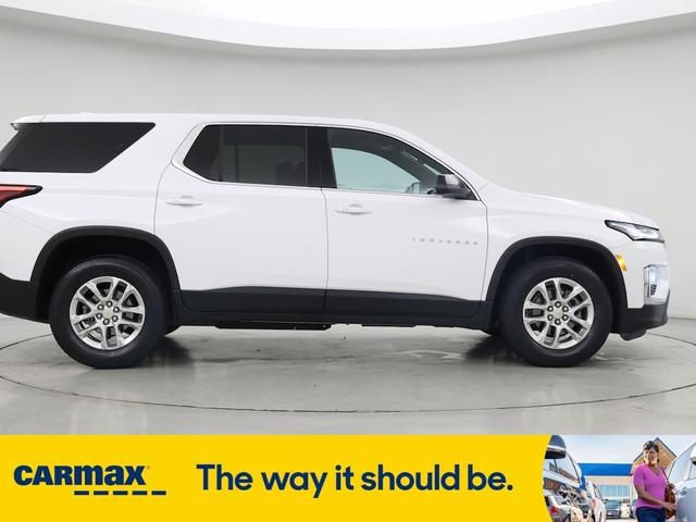 Photo of 2023 White Chevrolet Traverse