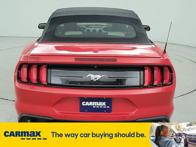 Photo of 2019 Red Ford Mustang