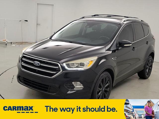 Photo of 2017 Black Ford Escape