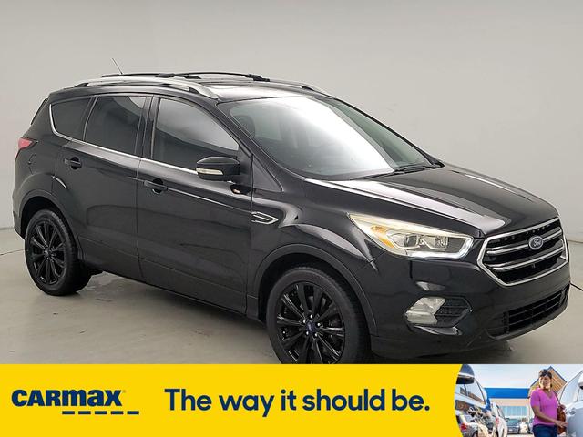 Photo of 2017 Black Ford Escape