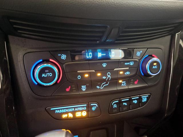 Photo of 2017 Black Ford Escape