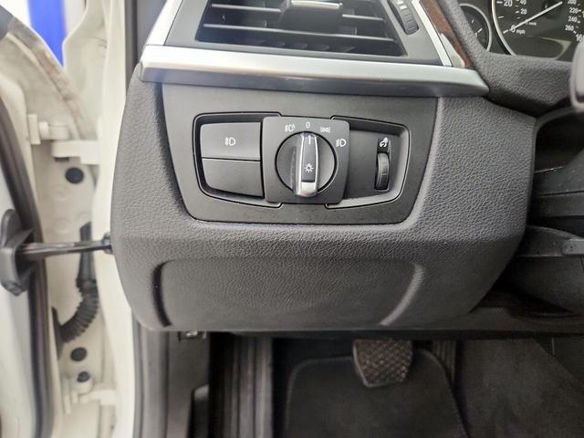 Photo of 2017 White BMW 320