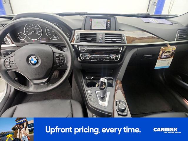 Photo of 2017 White BMW 320