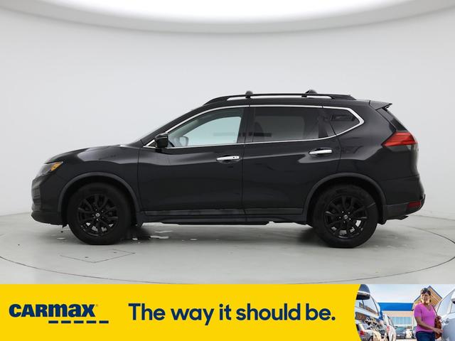 Photo of 2017 Black Nissan Rogue