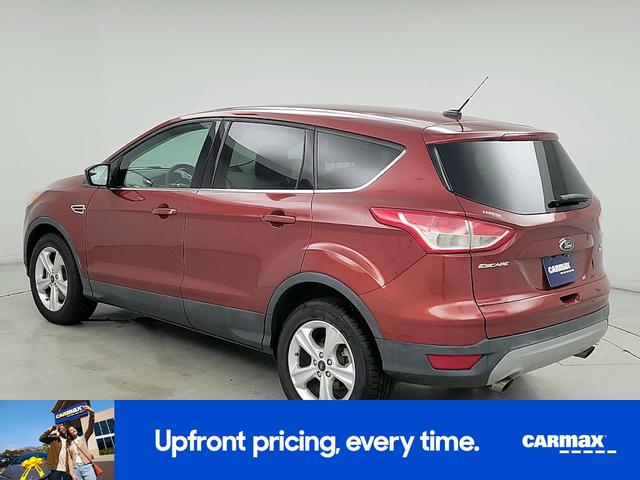 Photo of 2015 Red Ford Escape