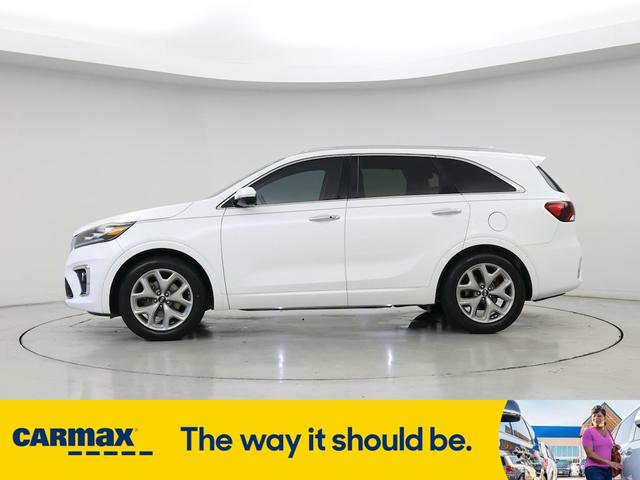Photo of 2019 White Kia Sorento