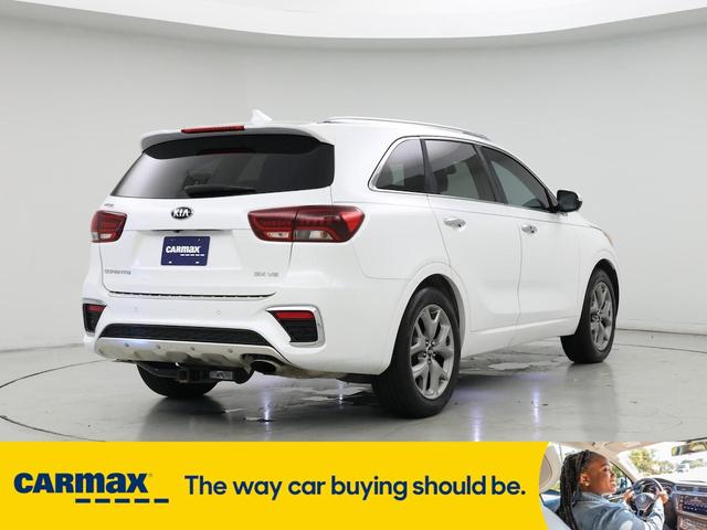Photo of 2019 White Kia Sorento