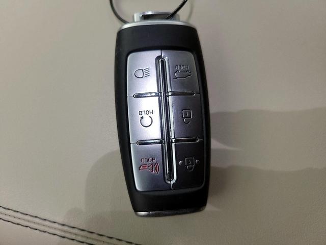 Photo of 2022 Red Genesis GV70
