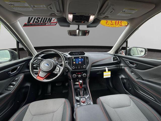 Photo of 2023 Ice Silver Metallic Subaru Forester