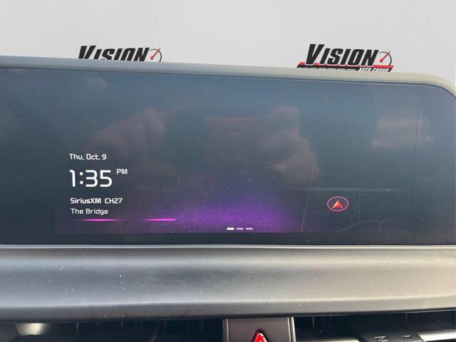 Photo of 2024 Steel Gray Kia Seltos