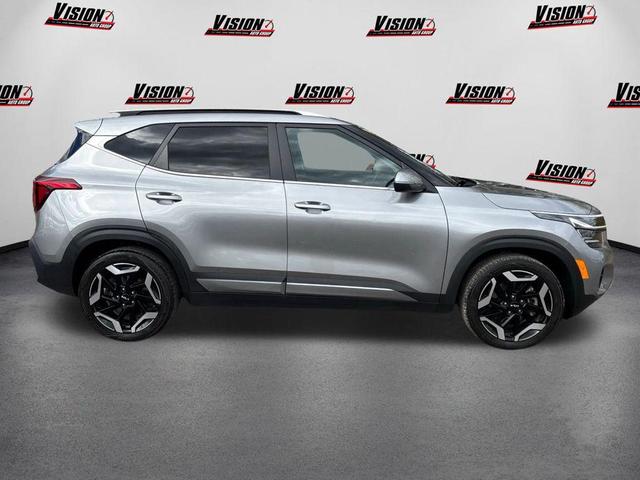 Photo of 2024 Steel Gray Kia Seltos