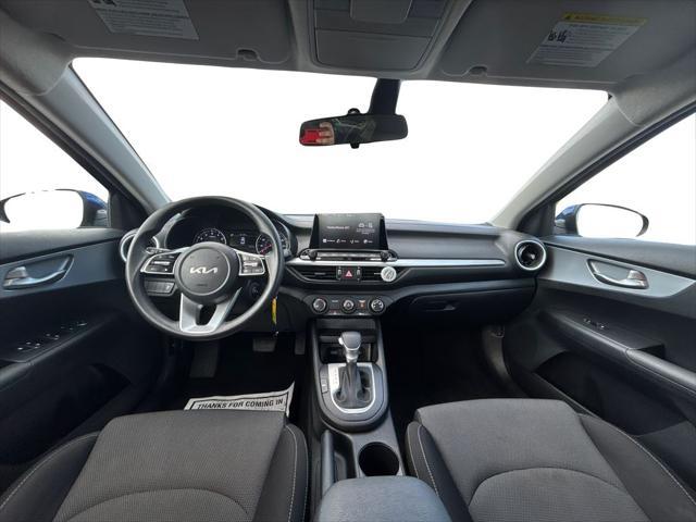 Photo of 2023 Deep Sea Blue Kia Forte