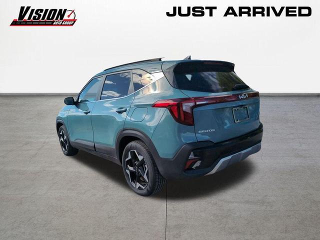 Photo of 2025 Pluton Blue Kia Seltos