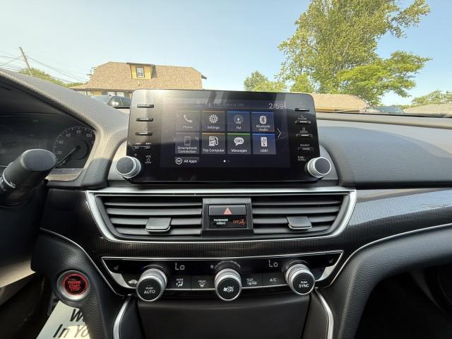 Photo of 2022 White Honda Accord