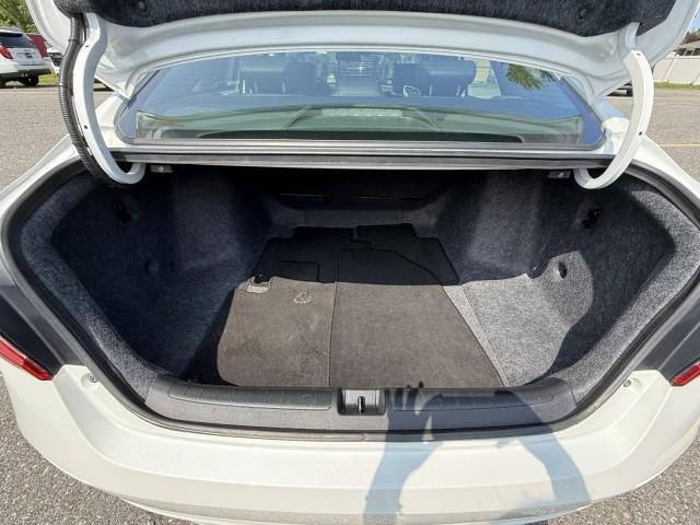 Photo of 2022 White Honda Accord