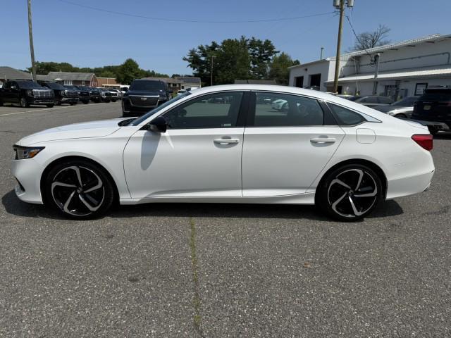 Photo of 2022 White Honda Accord