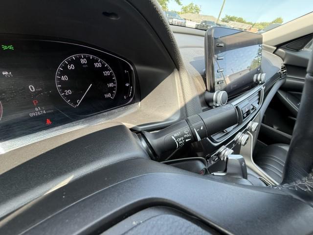 Photo of 2022 White Honda Accord