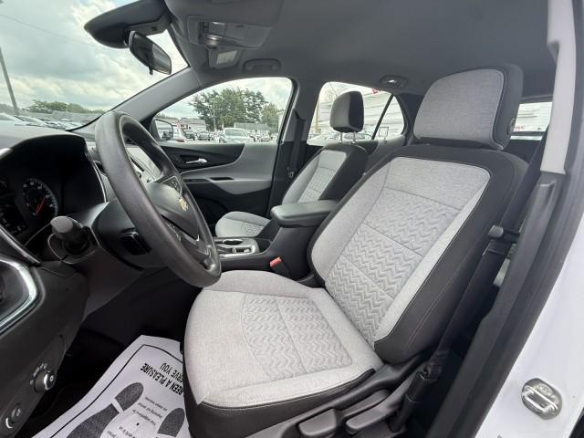 Photo of 2022 White Chevrolet Equinox