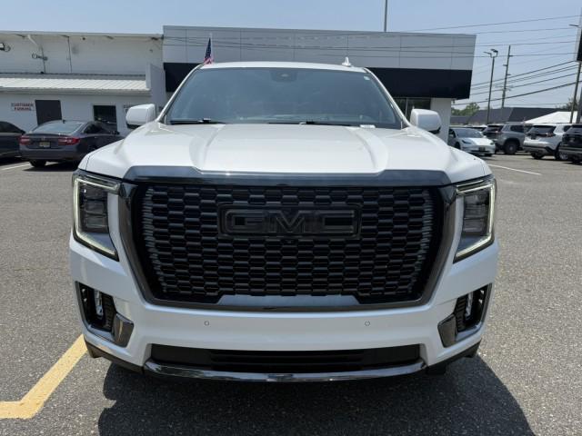 Photo of 2024 White GMC Yukon