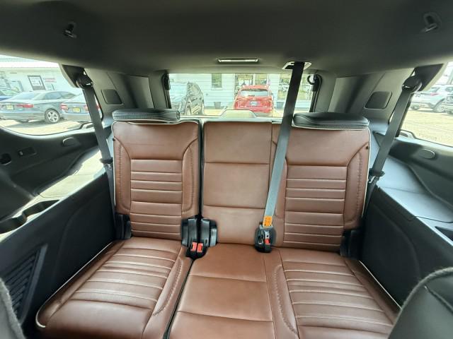 Photo of 2024 White GMC Yukon