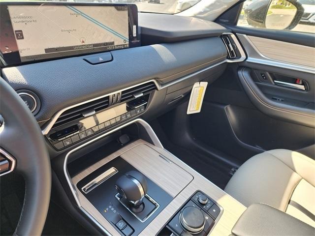 Photo of 2025 Zircon Mazda CX-70