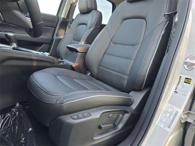 Photo of 2025 Platinum Mazda CX-5