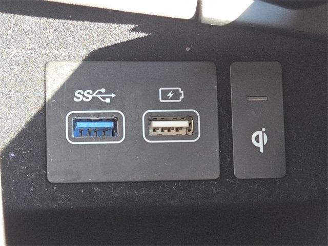Photo of 2022 Red Genesis GV70