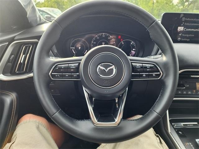 Photo of 2025 Zircon Sand Metallic Mazda CX-70