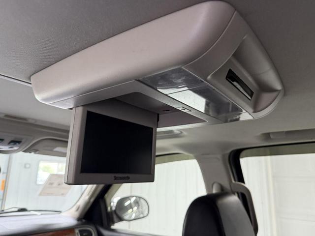 Photo of 2008 Gray Chevrolet Suburban
